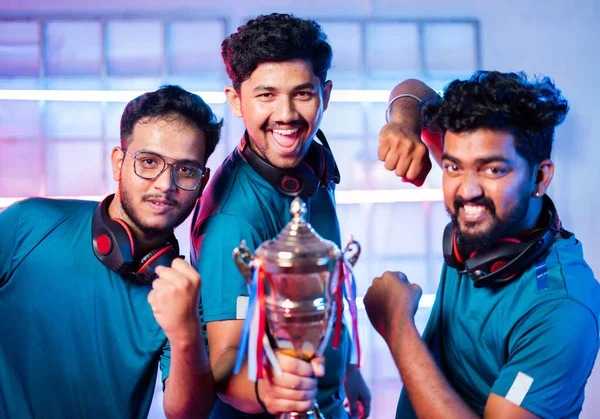 Pro Gaming Tips to Win More Matches Easily